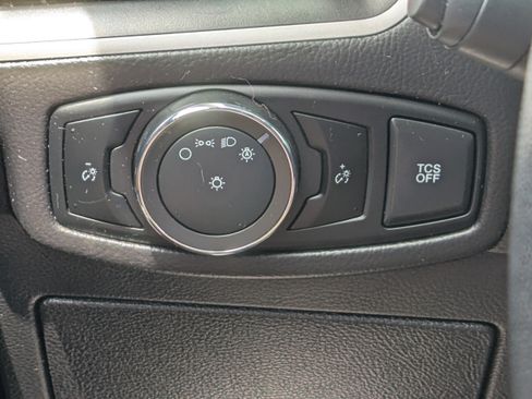 Used 2024 Ford Edge SEL AWD/4WD image 30