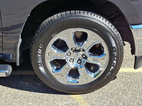 Used 2021 RAM 1500 Big Horn image 9