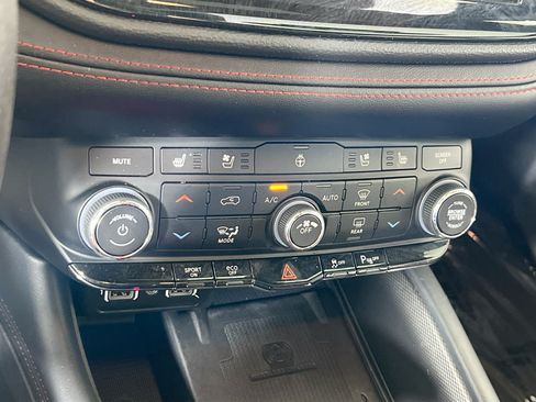 Used 2023 Dodge Durango R/T AWD/4WD image 16