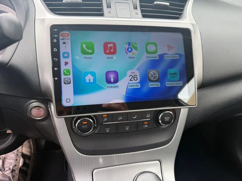 Used 2015 Nissan Sentra SR FWD image 13