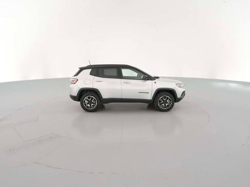 New 2026 Jeep Compass Trailhawk image 14
