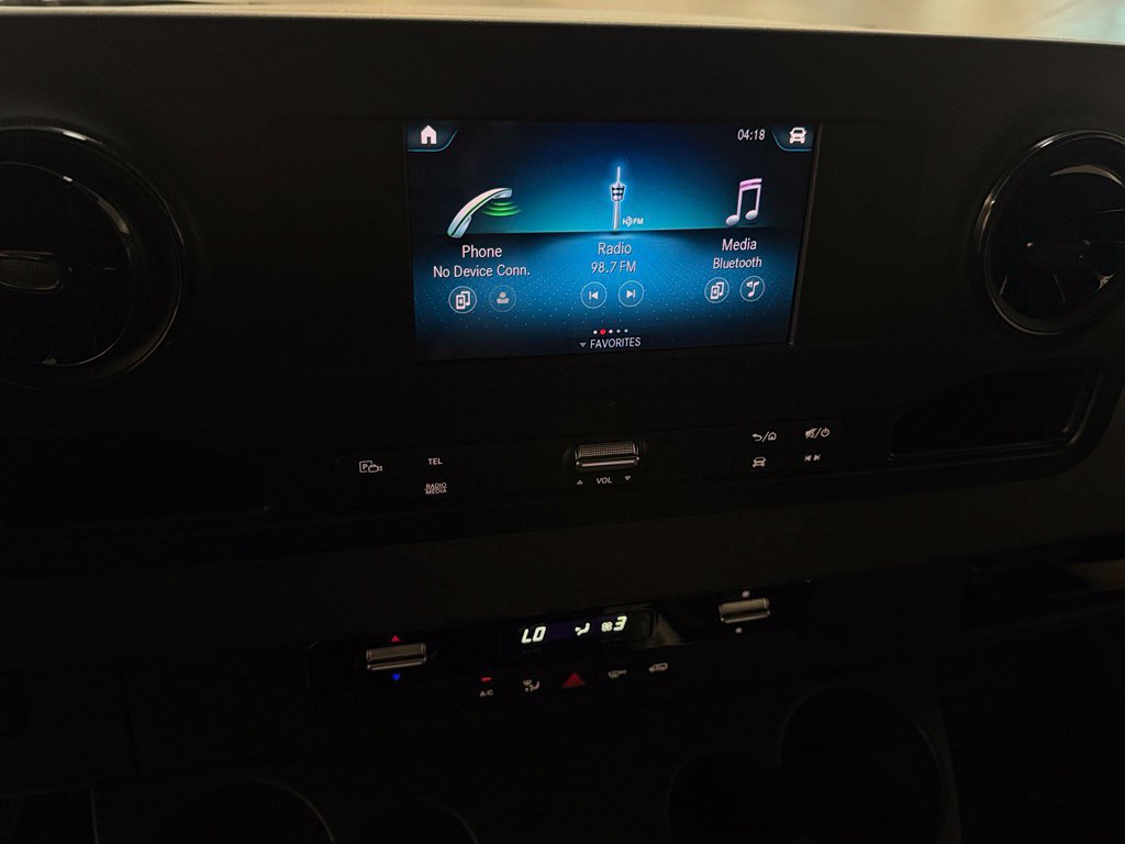 Used 2024 Mercedes-Benz Sprinter 3500 image 19