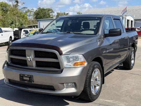 Used 2012 RAM 1500 Express w/ ST Popular Equipment Group RWD image 4