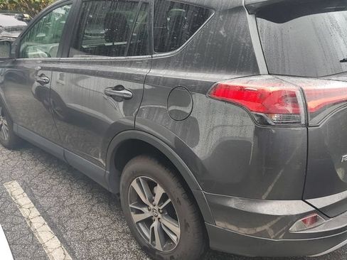 Used 2016 Toyota RAV4 XLE FWD image 4