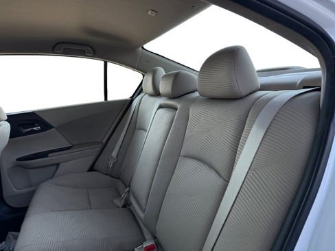 Used 2015 Honda Accord LX image 11