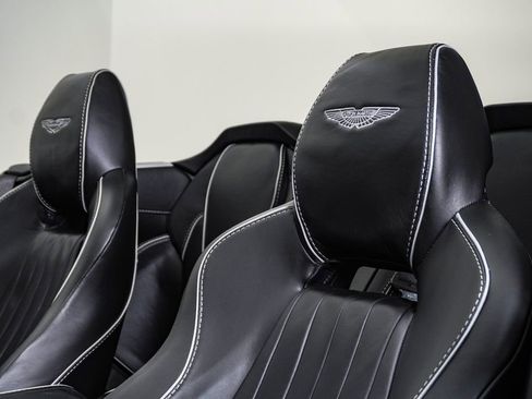 Used 2016 Aston Martin DB9 GT RWD image 24