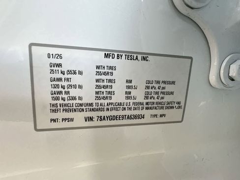 Used 2026 Tesla Model Y AWD image 29