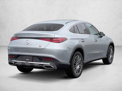 New 2026 Mercedes-Benz GLC 300 4MATIC image 2