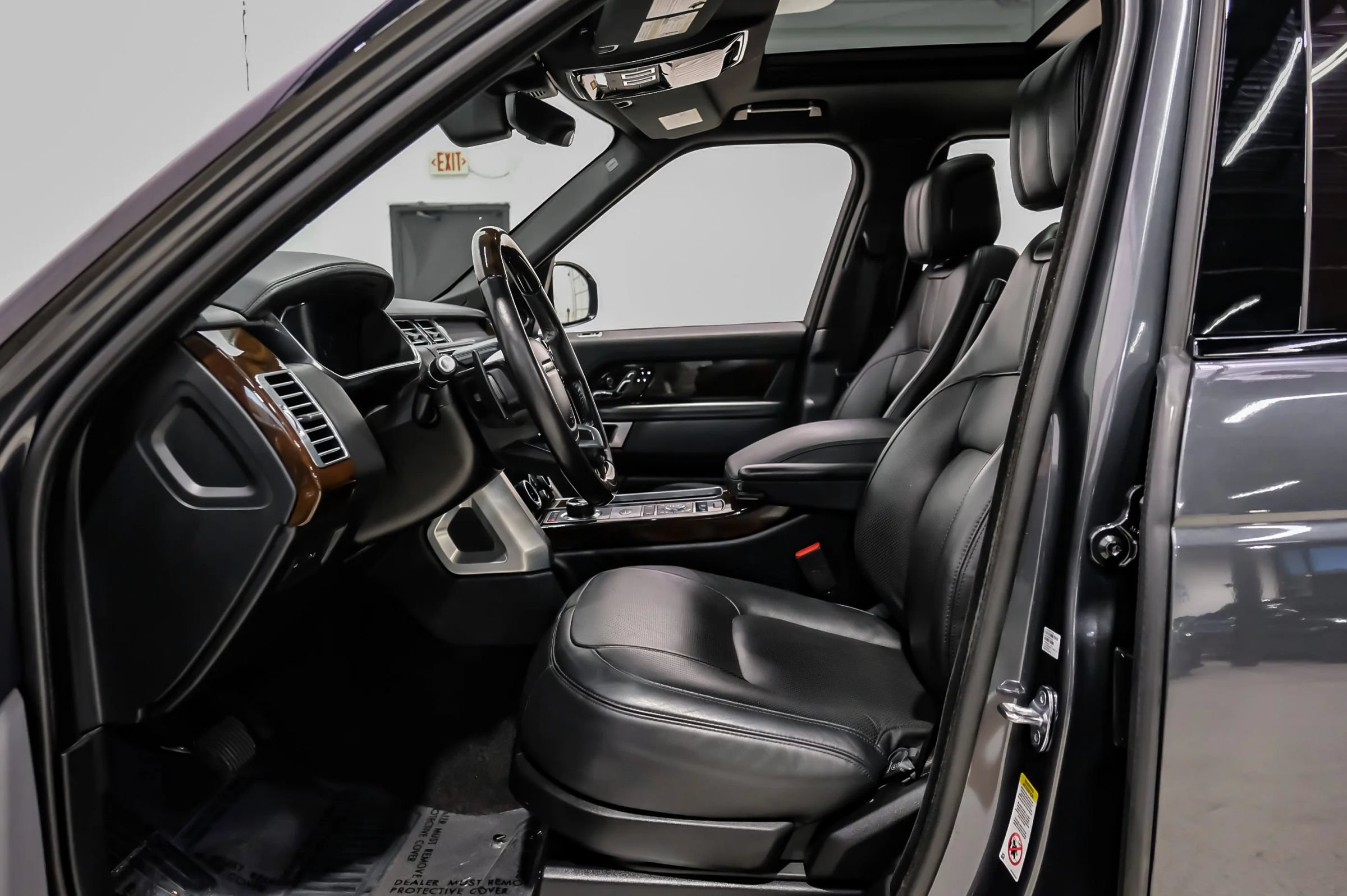 Used 2019 Land Rover Range Rover Long Wheelbase Supercharged AWD/4WD image 19