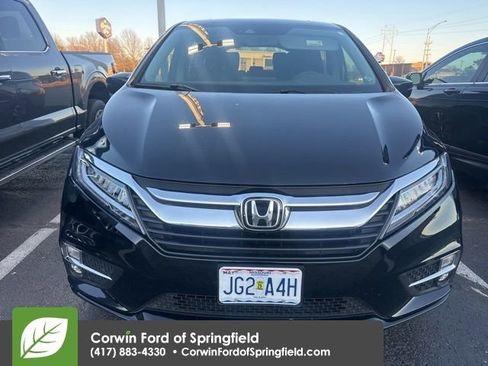 Used 2018 Honda Odyssey Elite image 2