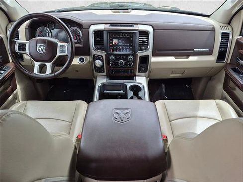 Used 2016 RAM 1500 Laramie w/ Convenience Group AWD/4WD image 19