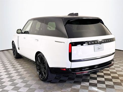 New 2026 Land Rover Range Rover SE image 7