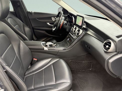 Used 2016 Mercedes-Benz C 300 4MATIC Sedan image 24