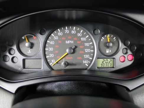 Used 2002 Ford Focus LX image 15