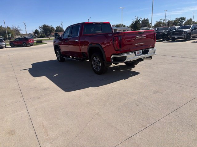 Used 2025 GMC Sierra 2500 SLT w/ SLT Premium Package AWD/4WD image 3