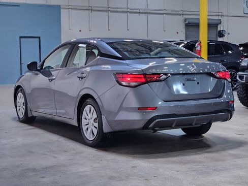 Used 2020 Nissan Sentra S FWD image 11