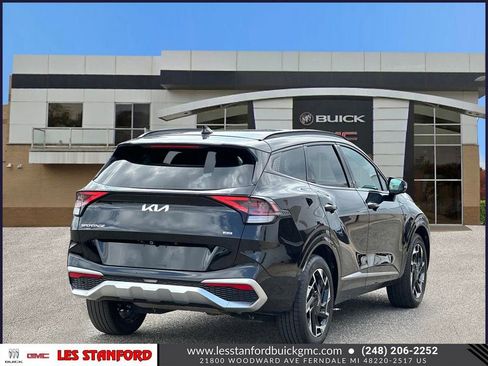 Used 2025 Kia Sportage SX AWD/4WD image 6