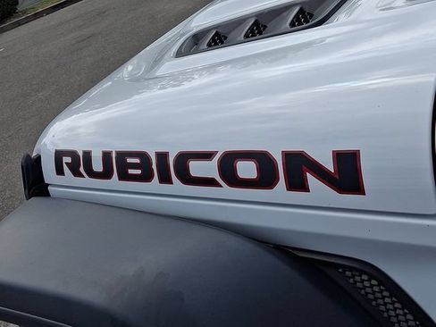 Used 2018 Jeep Wrangler Unlimited Rubicon AWD/4WD image 37