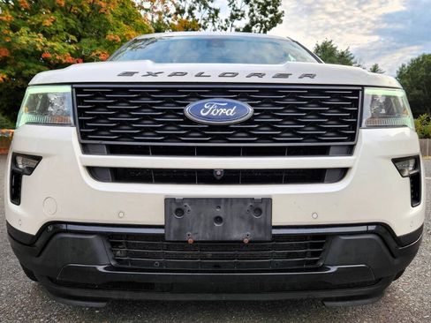 Used 2018 Ford Explorer Sport w/ Equipment Group 401A AWD/4WD image 6