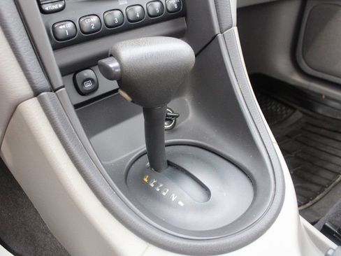 Used 2003 Ford Mustang Coupe RWD image 12