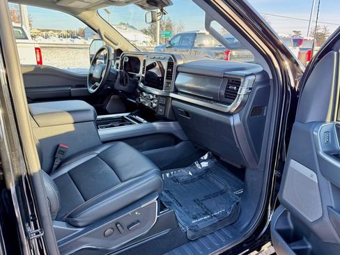 Certified 2024 Ford F350 Lariat w/ Lariat Ultimate Package image 15
