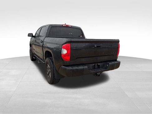 Used 2021 Toyota Tundra SR5 w/ Trail Edition image 9
