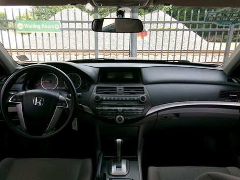 Used 2012 Honda Accord LX image 20
