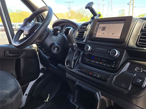 Used 2023 RAM ProMaster 2500 FWD image 8