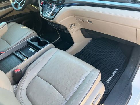 Certified 2024 Honda Odyssey Elite image 28