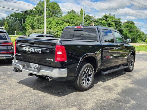 Used 2025 RAM 1500 Laramie AWD/4WD image 4