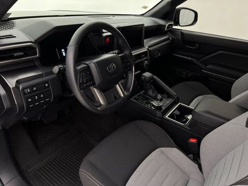 Used 2025 Toyota 4Runner TRD Off-Road AWD/4WD image 12