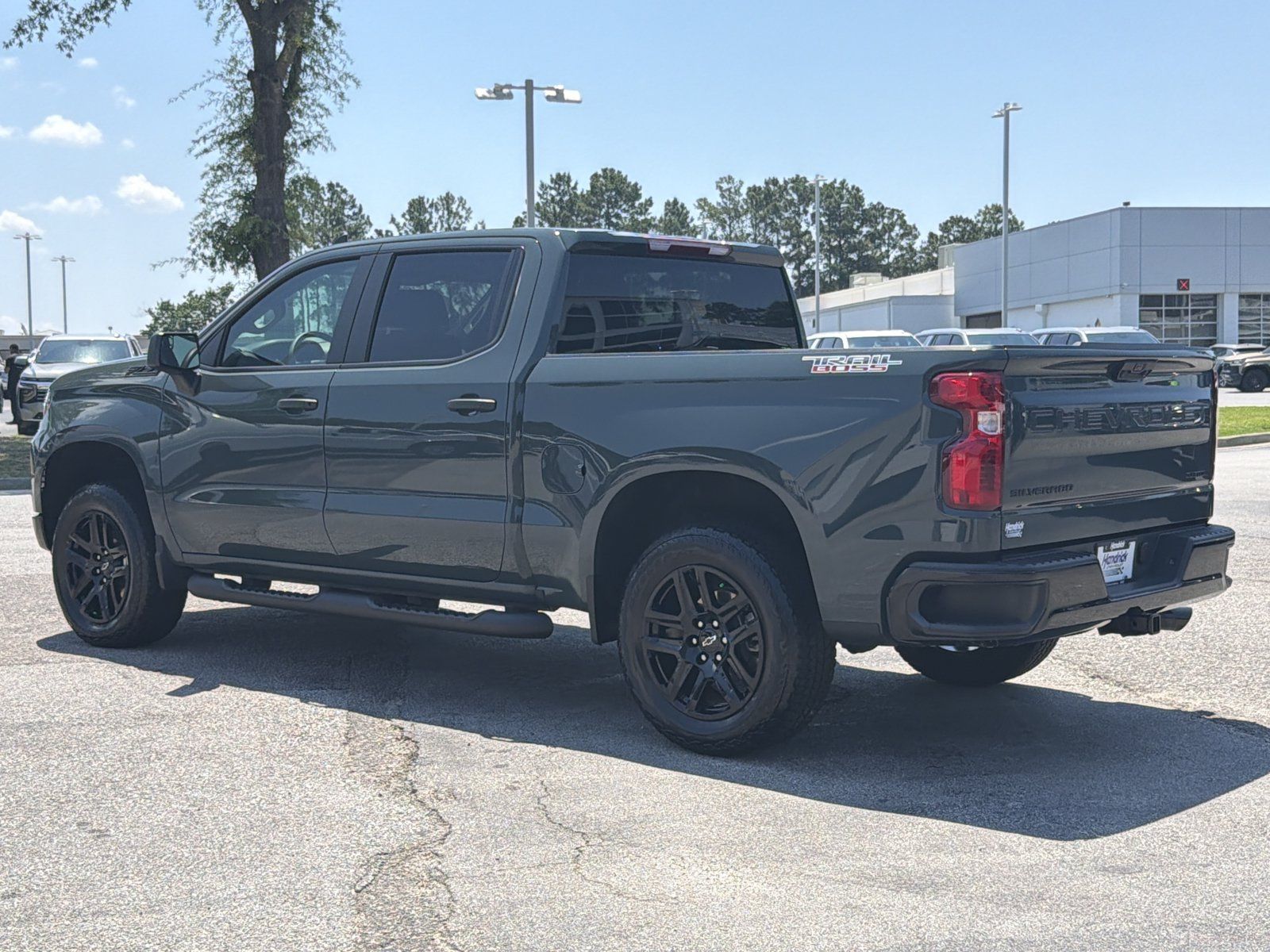 Used 2025 Chevrolet Silverado 1500 Custom Trail Boss w/ Turbomax Blackout Package AWD/4WD image 10