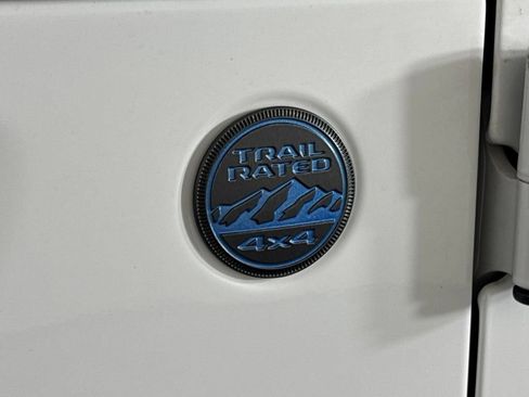 Certified 2024 Jeep Wrangler Unlimited AWD/4WD image 50