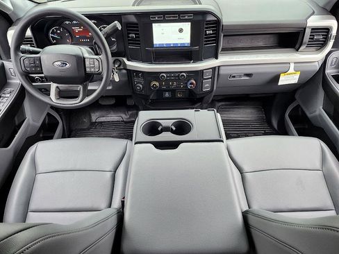 New 2024 Ford F550 4x4 Crew Cab Super Duty image 13