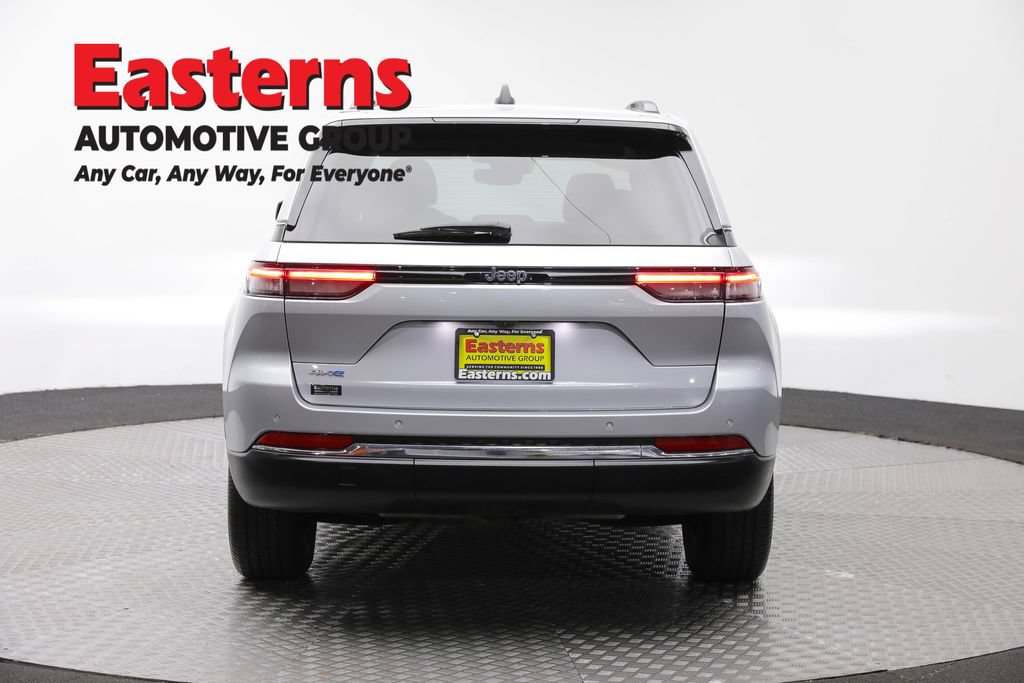 Used 2022 Jeep Grand Cherokee Limited 4xe AWD/4WD image 7