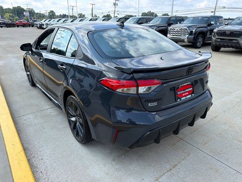 Used 2025 Toyota Corolla SE FWD image 7