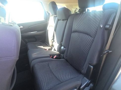Used 2012 Dodge Journey American Value Package w/ Flexible Seating Group FWD image 16