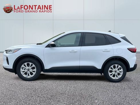 Certified 2025 Ford Escape Active AWD/4WD image 4