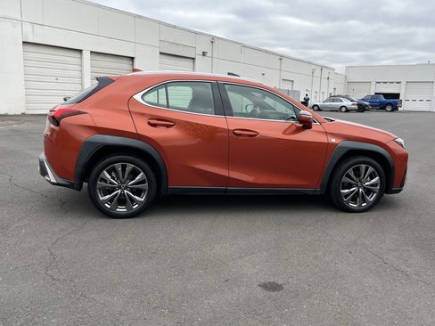 Used 2019 Lexus UX 200 F Sport w/ F Sport Premium Package image 6