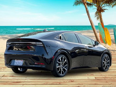 Used 2026 Toyota Prius Plug-In Hybrid image 6