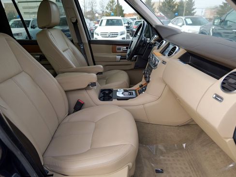 Used 2016 Land Rover LR4 HSE LUX image 38