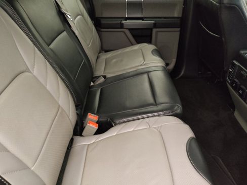 Used 2018 Ford F150 XLT w/ Equipment Group 302A Luxury RWD image 19