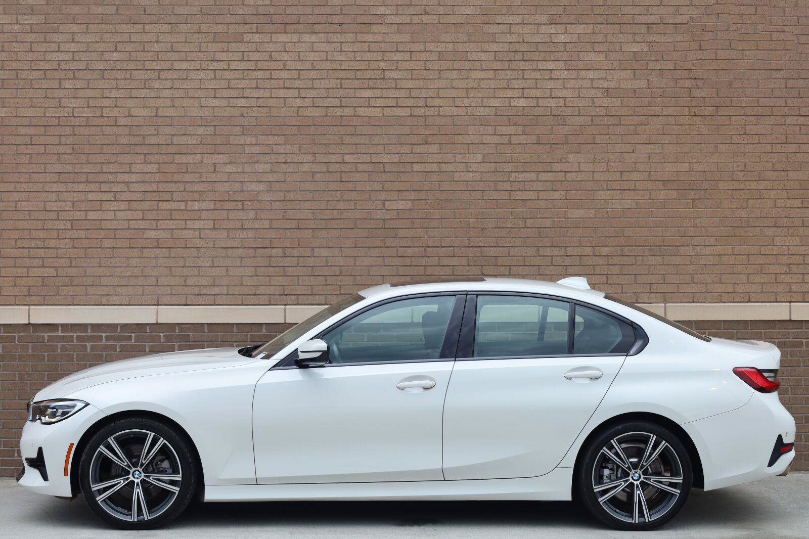 Used 2019 BMW 330i Sedan RWD image 2