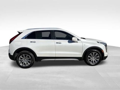 Used 2019 Cadillac XT4 Premium Luxury w/ Driver Awareness Package image 9