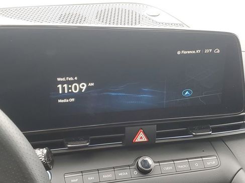 Used 2025 Hyundai Elantra N image 29