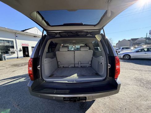 Used 2007 Chevrolet Suburban LT w/ LT Preferred Equipment Group image 52