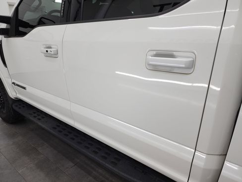 Used 2021 Ford F350 Lariat image 32