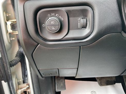 Used 2024 RAM 2500 Big Horn image 17