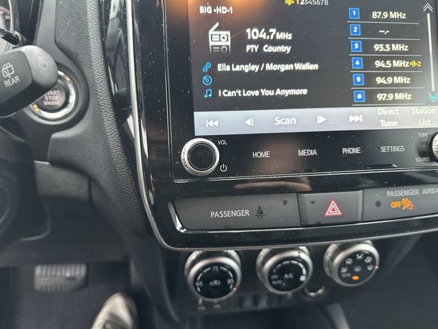 Used 2025 Mitsubishi Outlander Sport AWD image 14