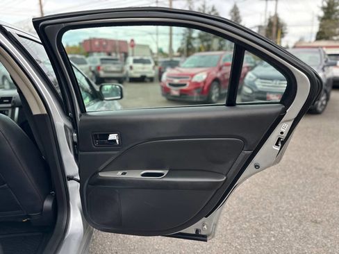 Used 2011 Ford Fusion SEL w/ Moons & Tunes Pkg image 22